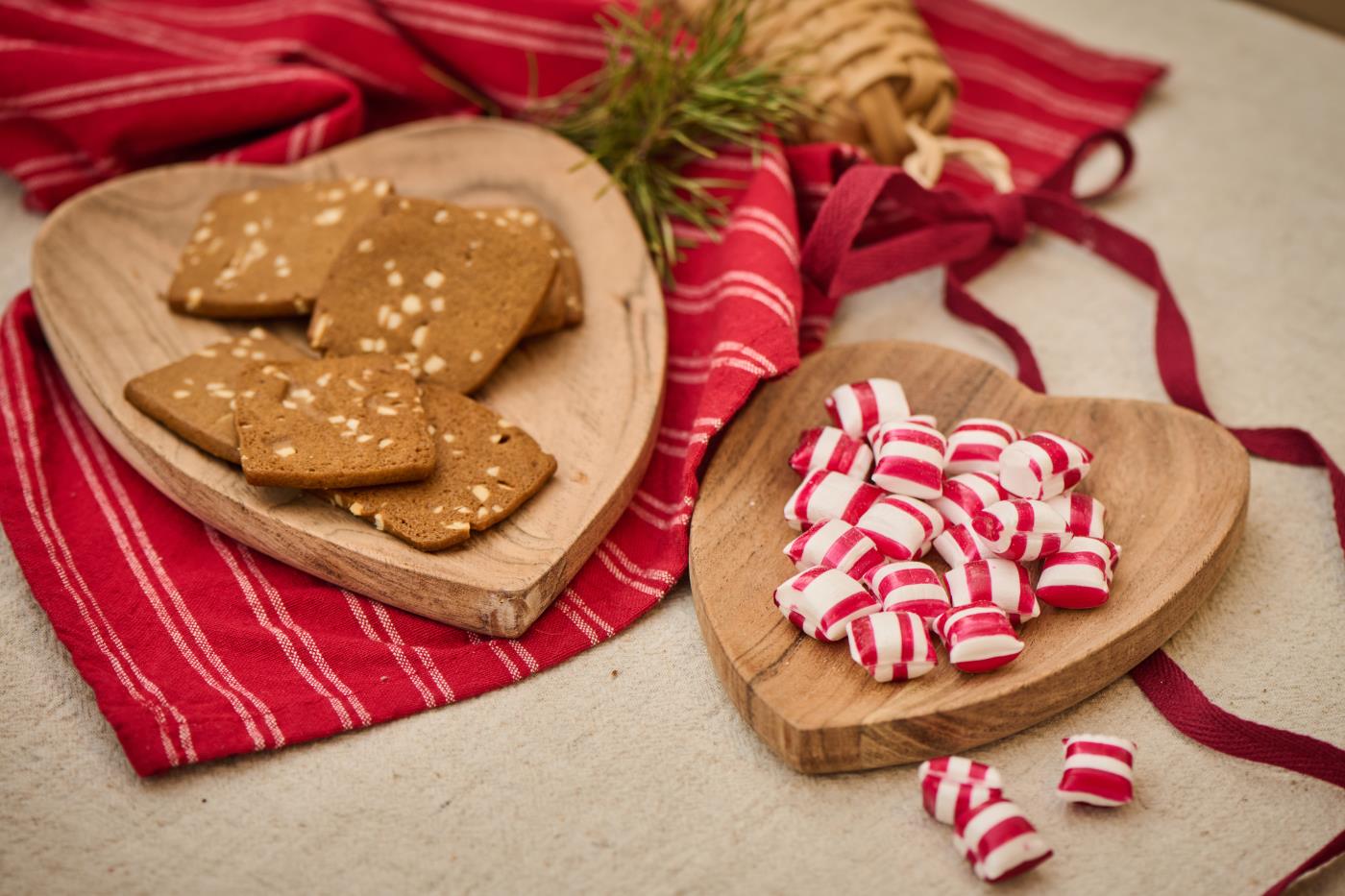 SET DI 2 CIOTOLE a FORMA DI CUORE IN LEGNO DI ACACIA IB LAURSEN